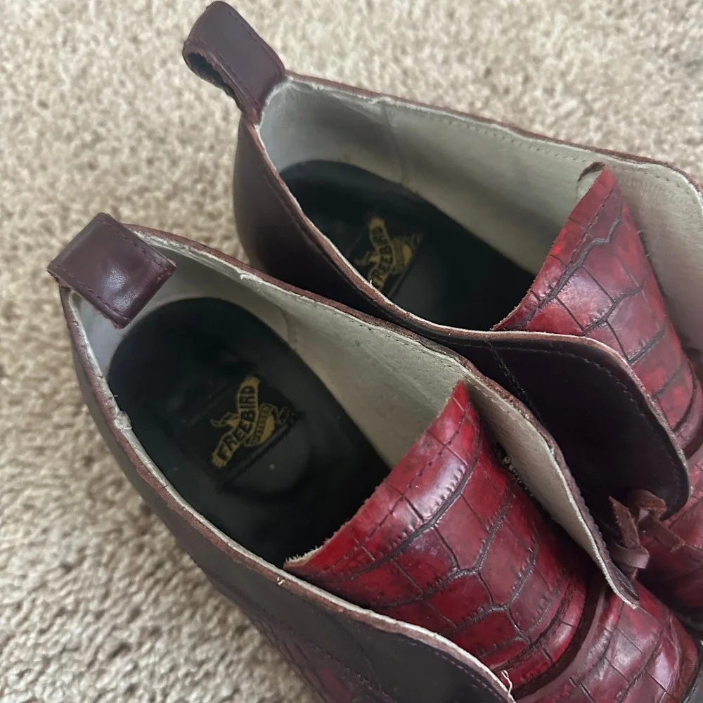 Freebird by Steven Mabel Oxford Shoes Womens 10 Wine Red Croc Embossed Leather